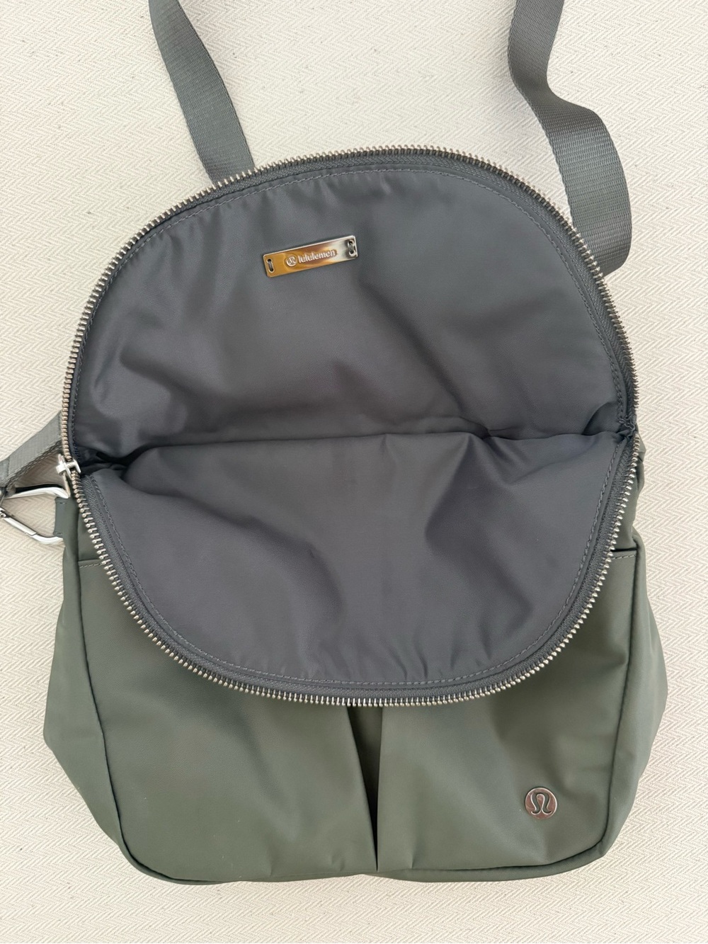 lululemon athletica Olive Green Crossbody Bag (Brand New) - Picture 2 of 5
